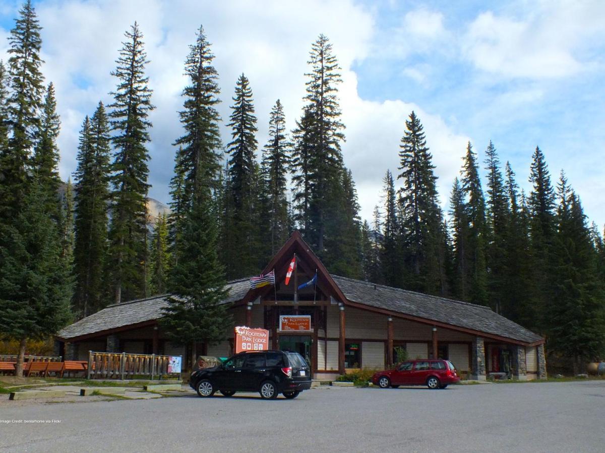 Kootenay Park Lodge Vermillion Crossing Exterior foto